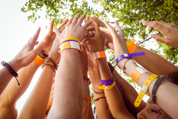Why Tyvek Wristbands Are Perfect for Festivals & Concerts