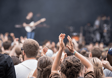 How to Choose the Perfect Wristband for Your Festival Season: Printed, Woven or Eco-Friendly?