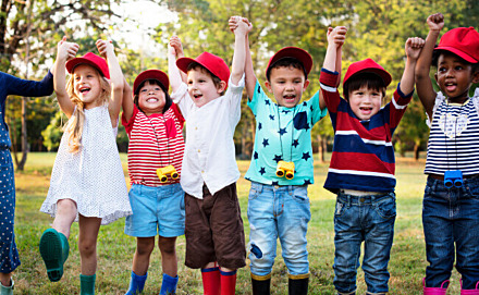 Keeping children safe on school trips - should I use wristbands?